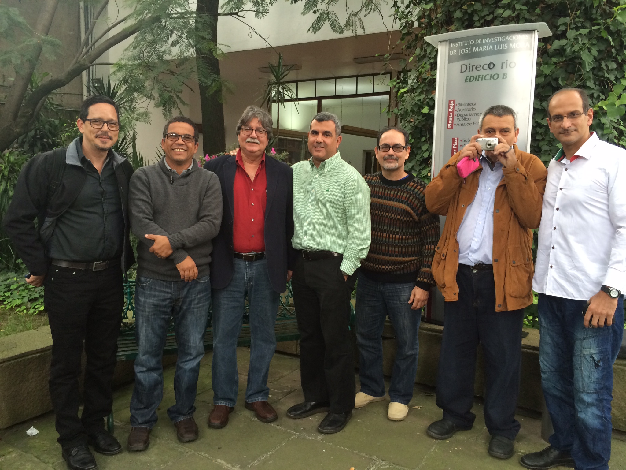 /Seminarios/visioneshistoricas/Galeria/Seminario Hombres.JPG